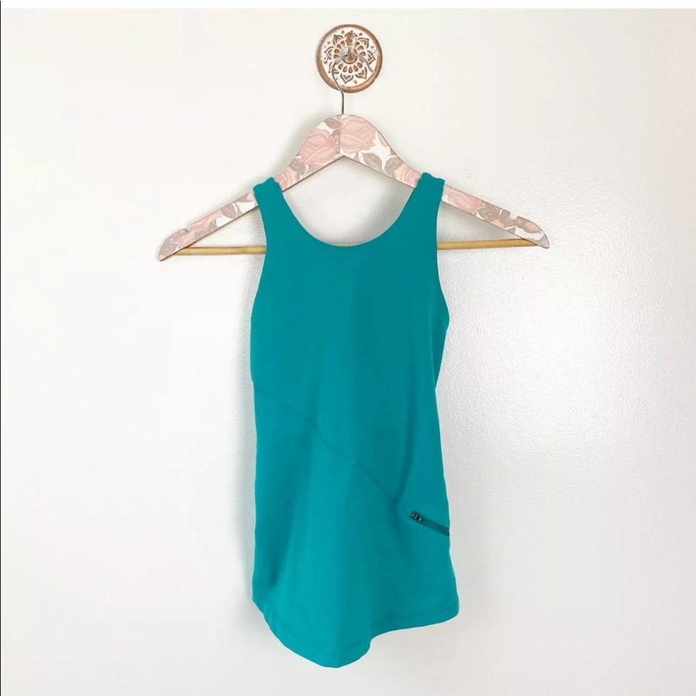 Lululemon High Neck Cross Back Zip Pocket Tank